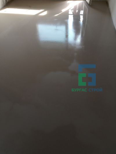 Саморазливна замазка - Бургас Строй - Бургас